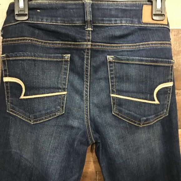 2R American Eagle Artist Crop Dark Wash Jeans sz 2 - Picture 4 of 6